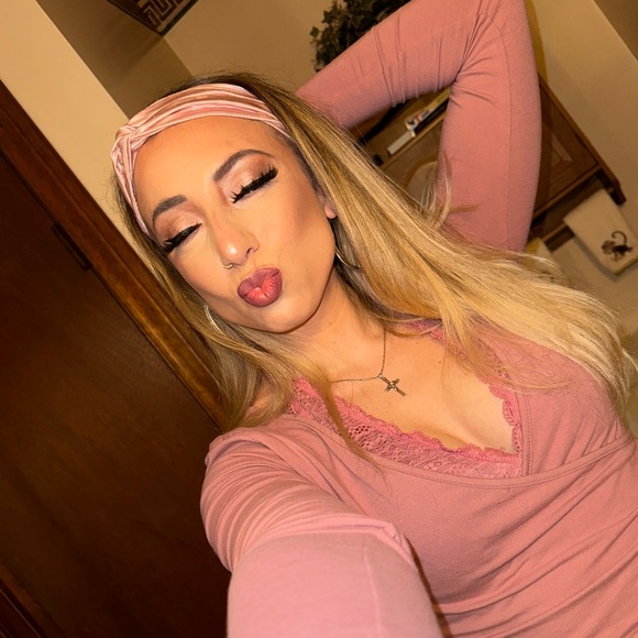 Meet your Posher, Cat - Picture 6 of 7